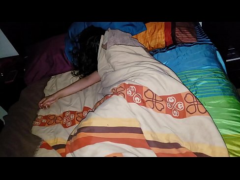 ❤️ Hijastro regañando a su joven madrastra mientras duerme Porno en es.hentaiteca.ru ❌️
