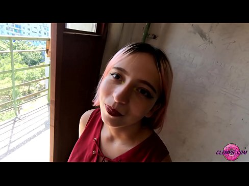 ❤️ Estudiante Sensual chupa a un extraño en el Outback - Cum en su cara Porno en es.hentaiteca.ru ❌️